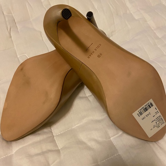Cole Hann size 9B pumps - Picture 3 of 8